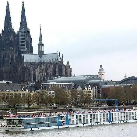 Faircruise Business Hotelship Frankfurt Hotel 3*